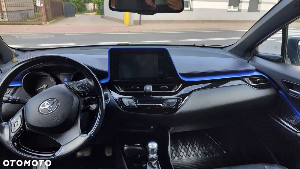 Toyota C-HR 1.8 Hybrid Premium - 9