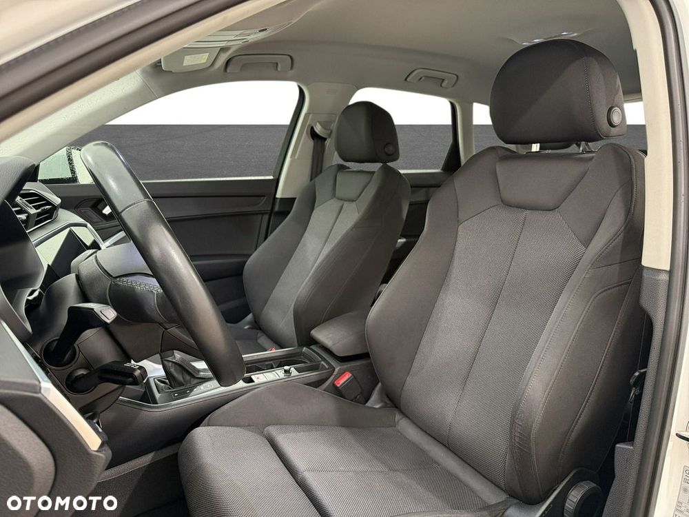 Audi Q3 - 11