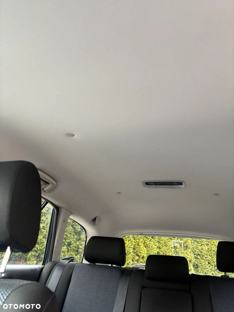 Toyota Avensis - 26