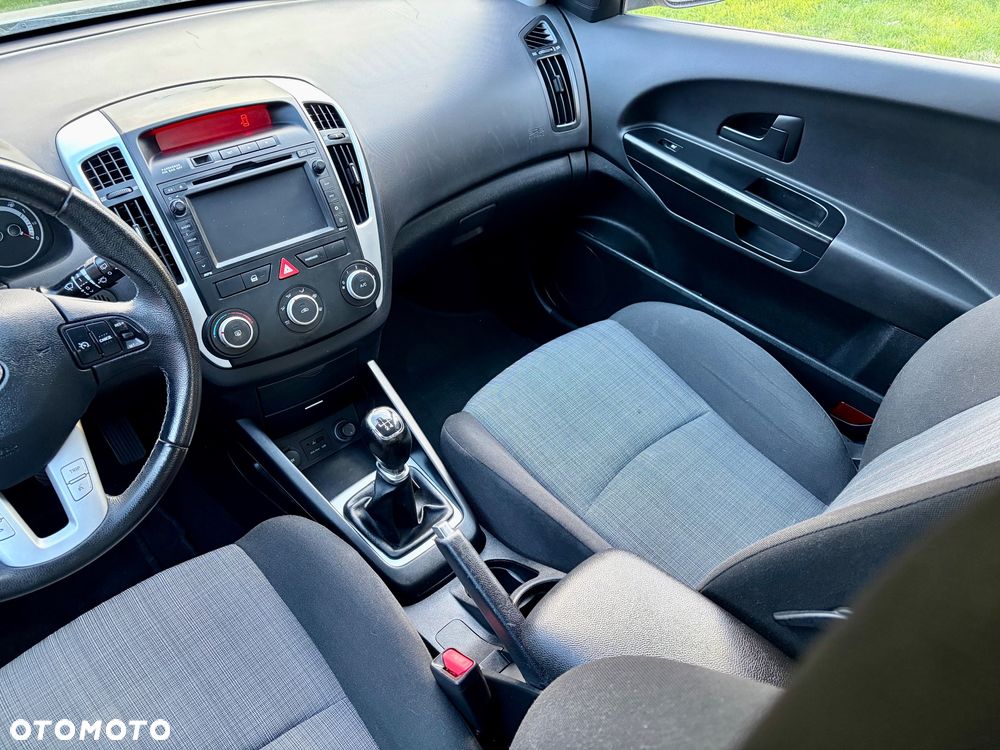 Kia Ceed 1.4 Comfort + - 13