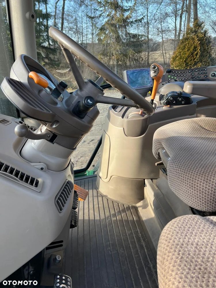 John Deere 6150R - 25