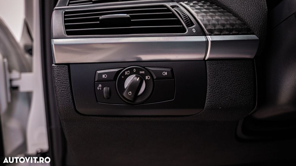 BMW X6 xDrive50i - 26