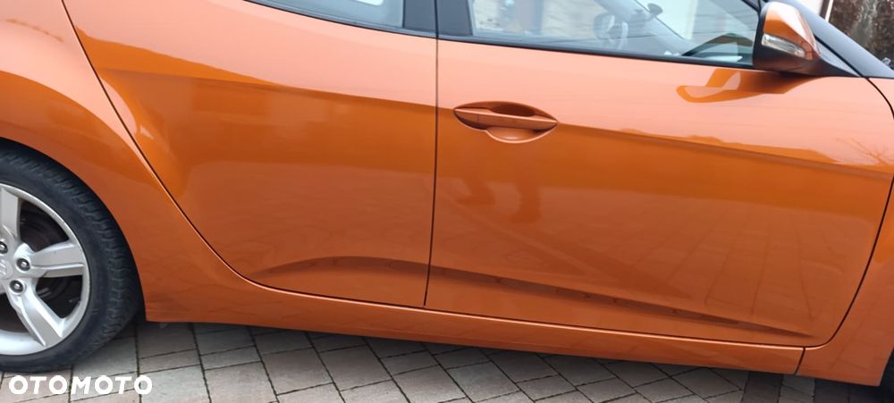 Hyundai Veloster - 13