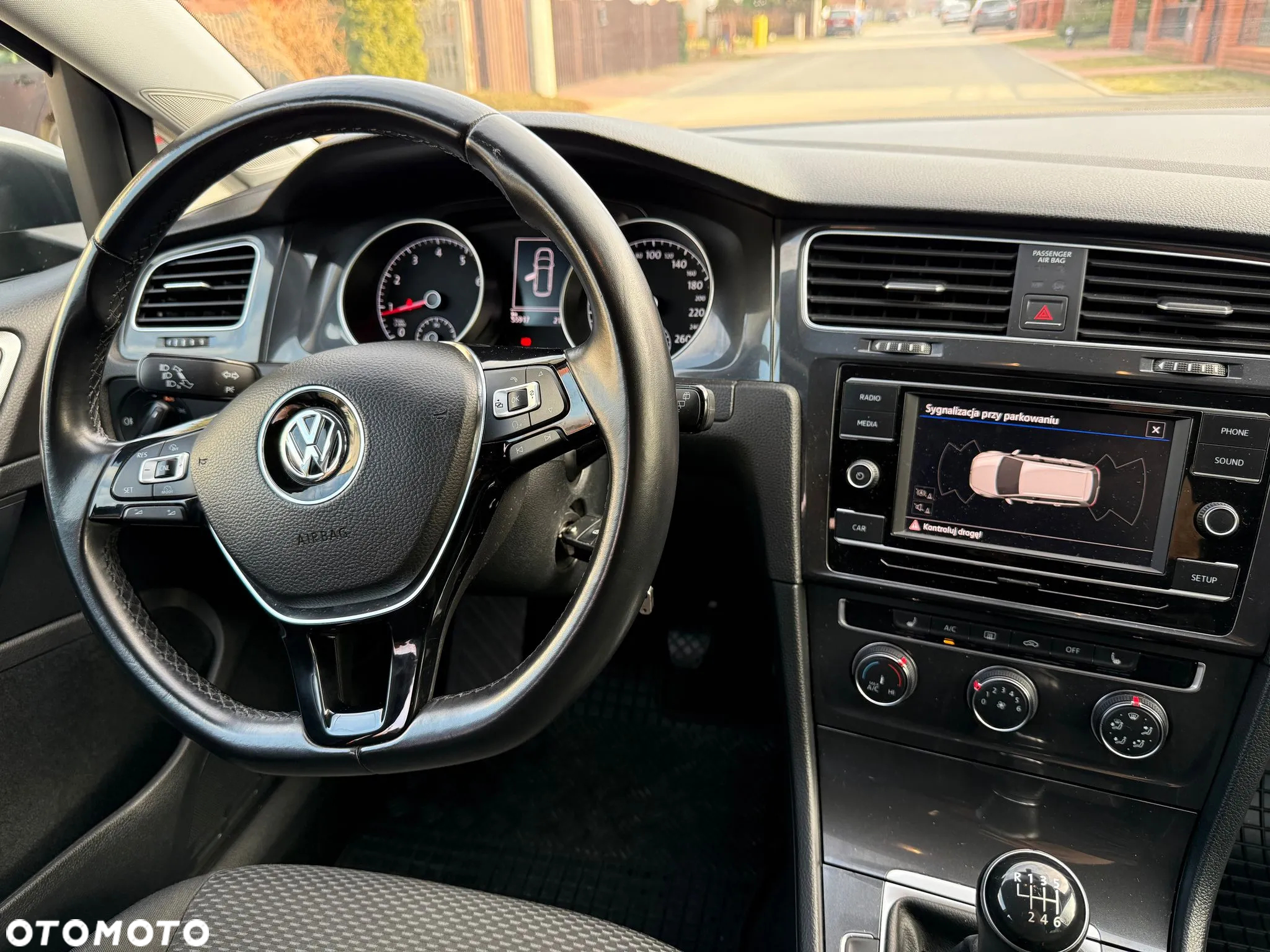 Volkswagen Golf VII 1.4 TSI BMT Comfortline - 12