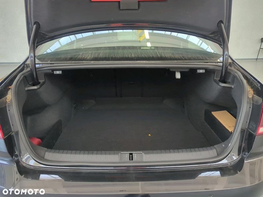 Volkswagen Passat 1.5 TSI EVO Business DSG - 12