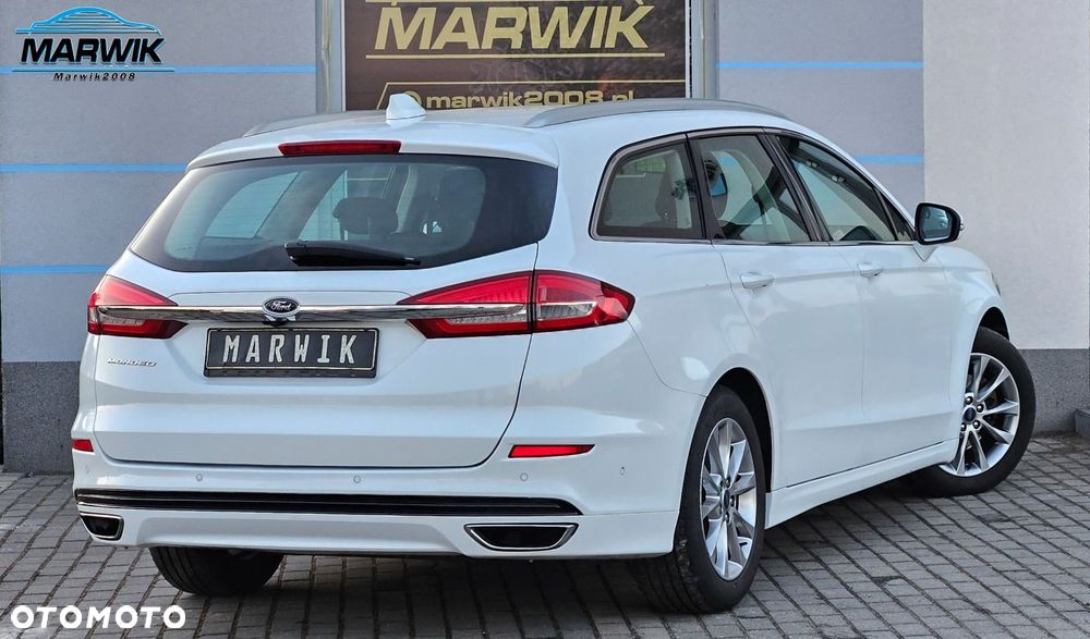Ford Mondeo - 37