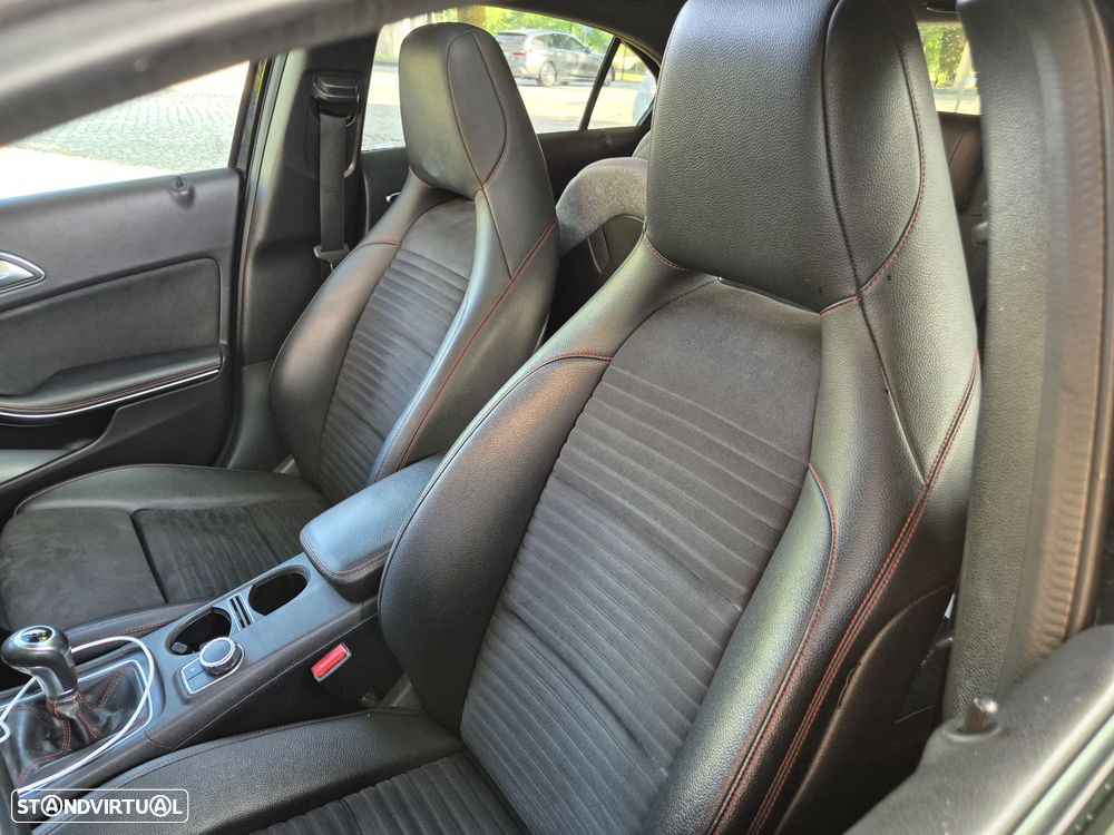 Mercedes-Benz A 180 CDI AMG Line - 23