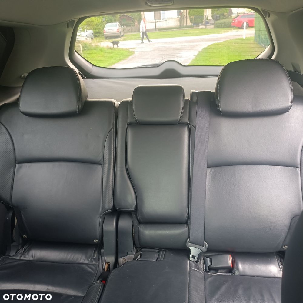Mitsubishi Outlander - 6