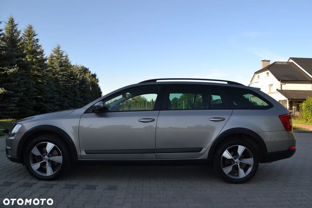 Skoda Octavia 2.0 TDI 4x4 DSG Scout - 3