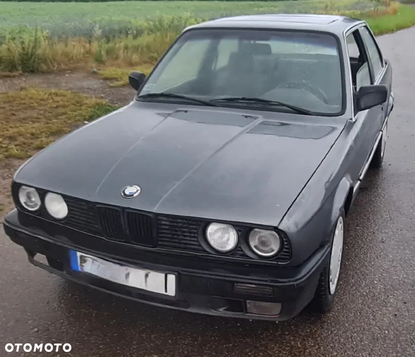 BMW Seria 3 320i - 8