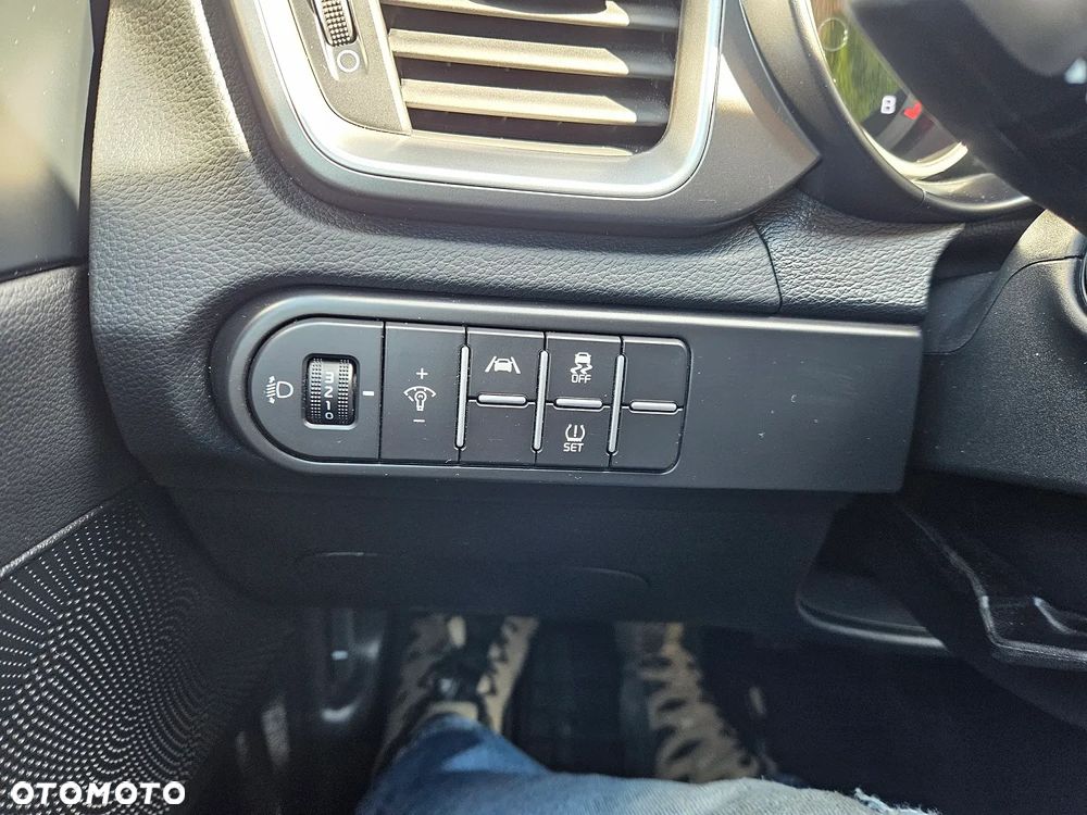 Kia Ceed 1.5 T-GDI S - 12