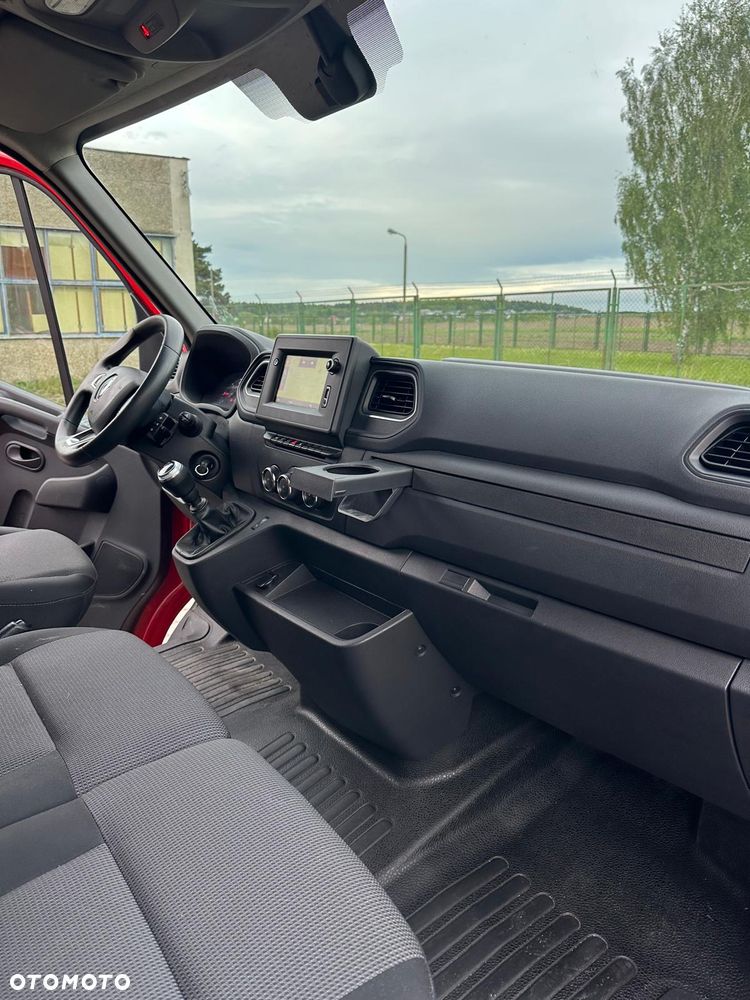 Renault Master - 24