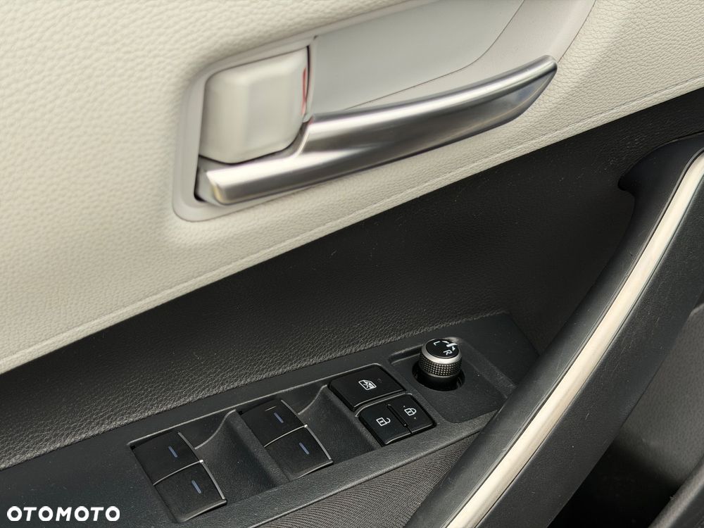 Toyota Corolla 1.8 Hybrid Comfort - 11