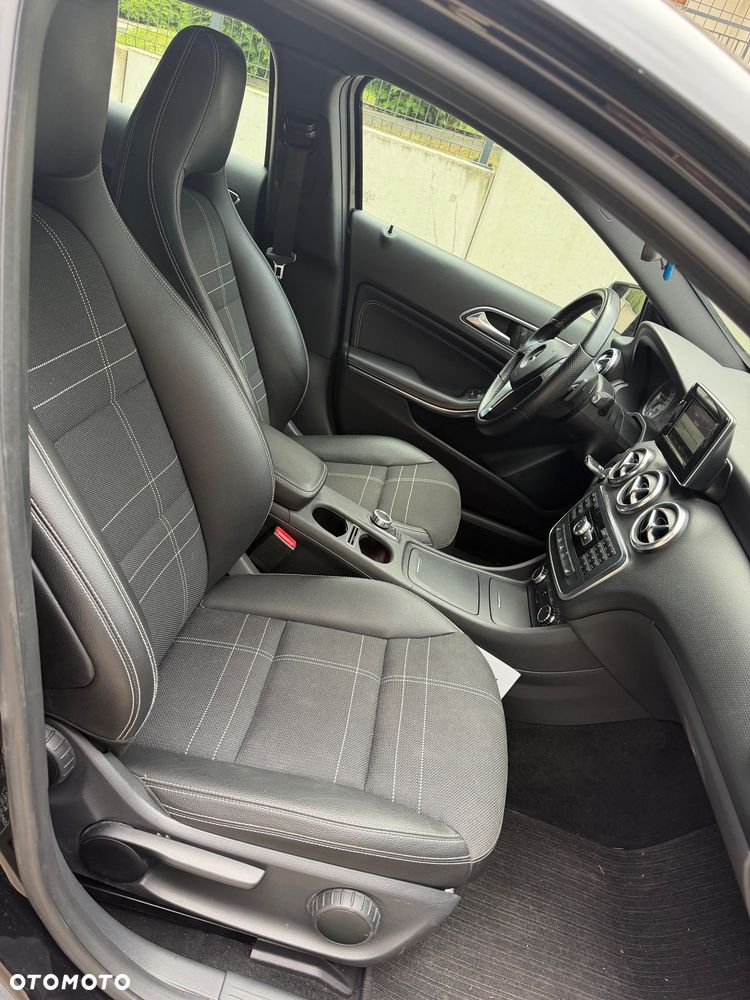 Mercedes-Benz Klasa A 180 CDI 7G DCT - 20
