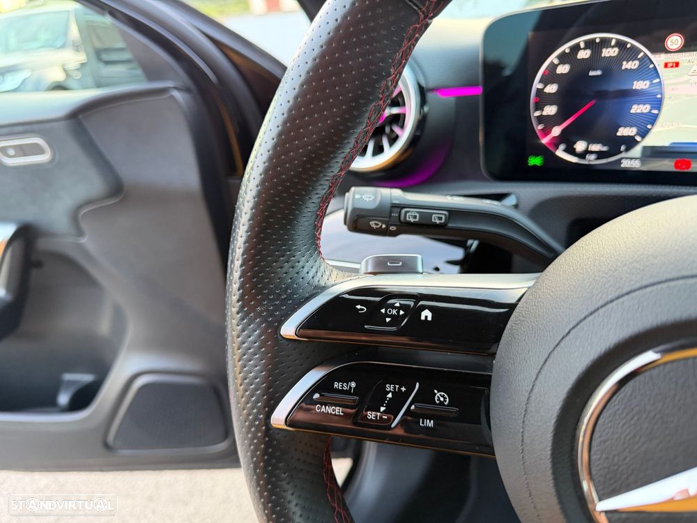 Mercedes-Benz A 180 d AMG Line Aut. - 42