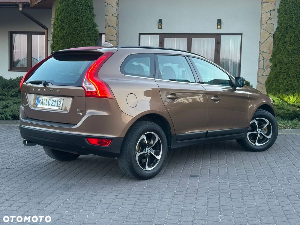 Volvo XC 60 2.4D DRIVe - 12