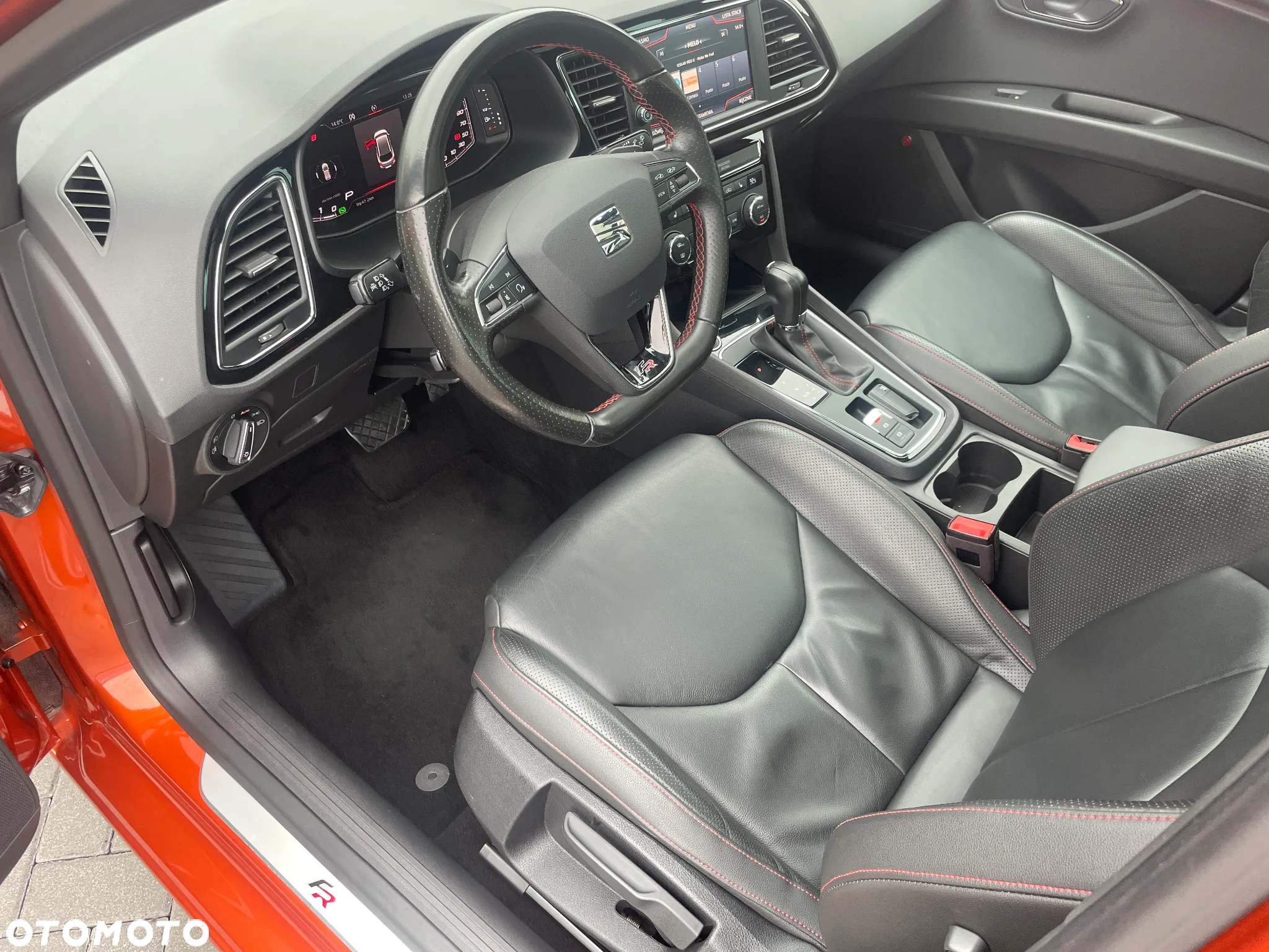 Seat Leon Sportstourer 2.0 TSI OPF DSG FR Plus - 25