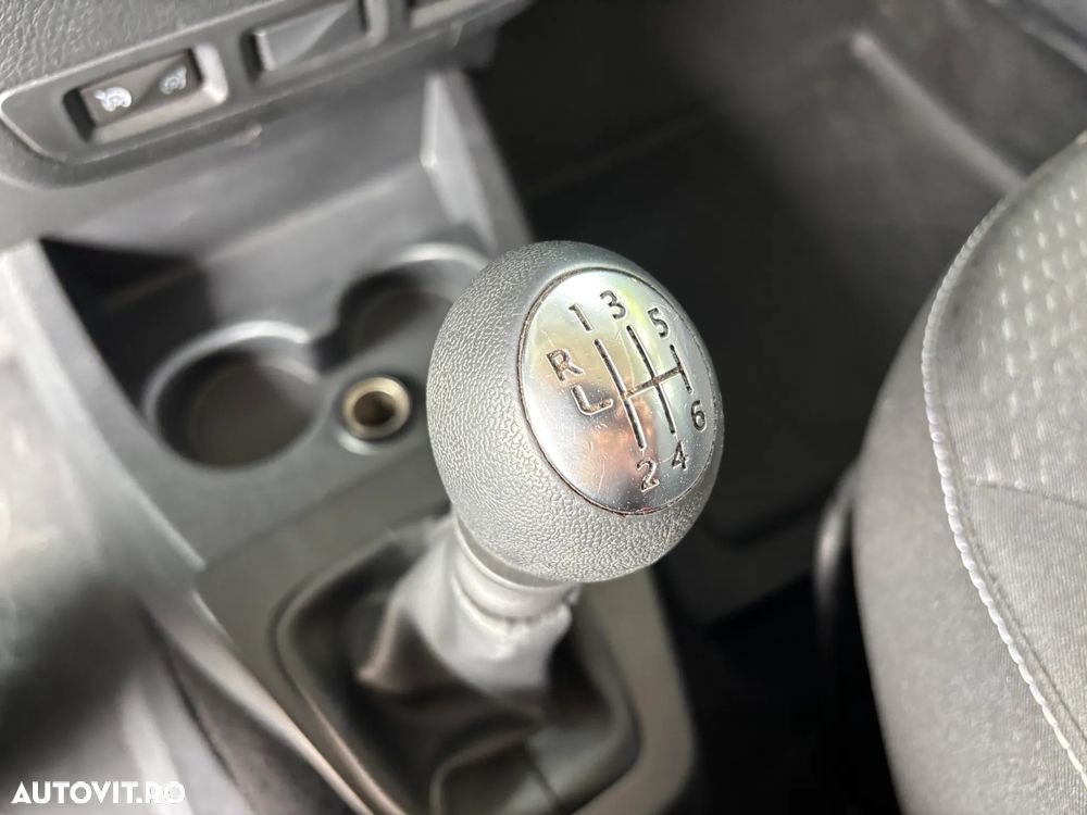 Dacia Lodgy 1.5 Blue dCi Laureate - 24