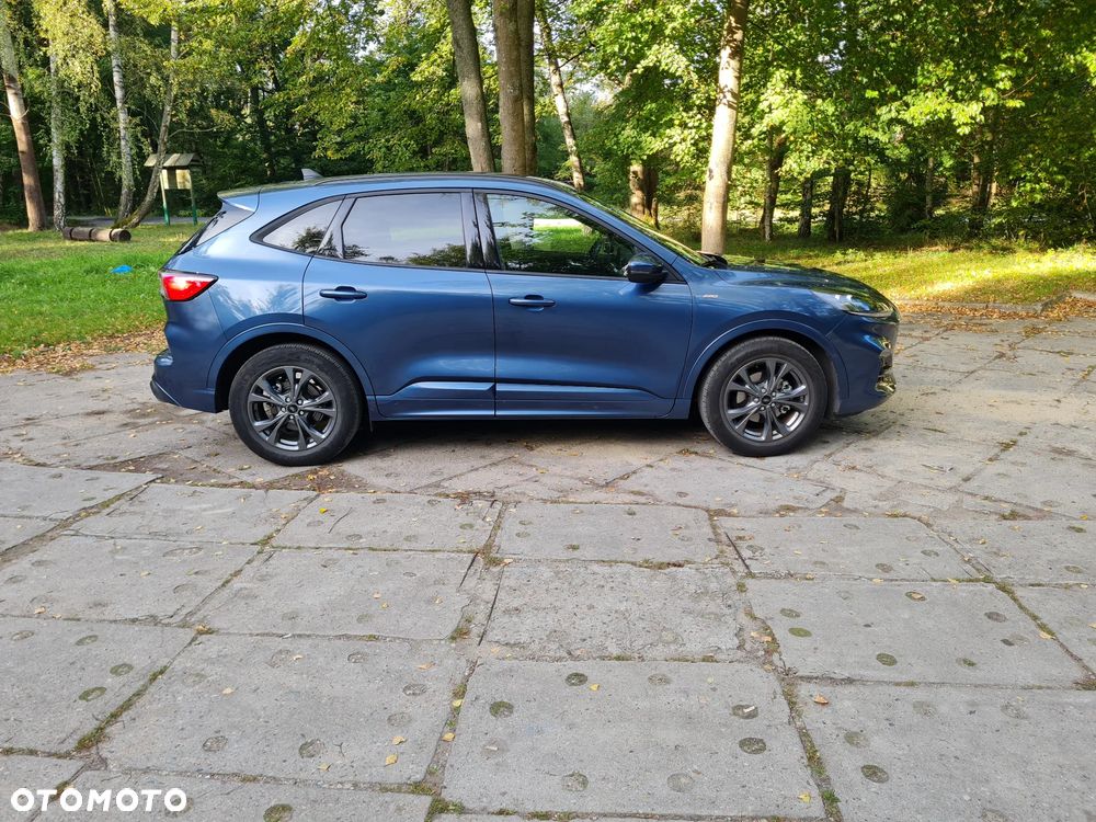 Ford Kuga 2.5 FHEV FWD ST-Line X - 2