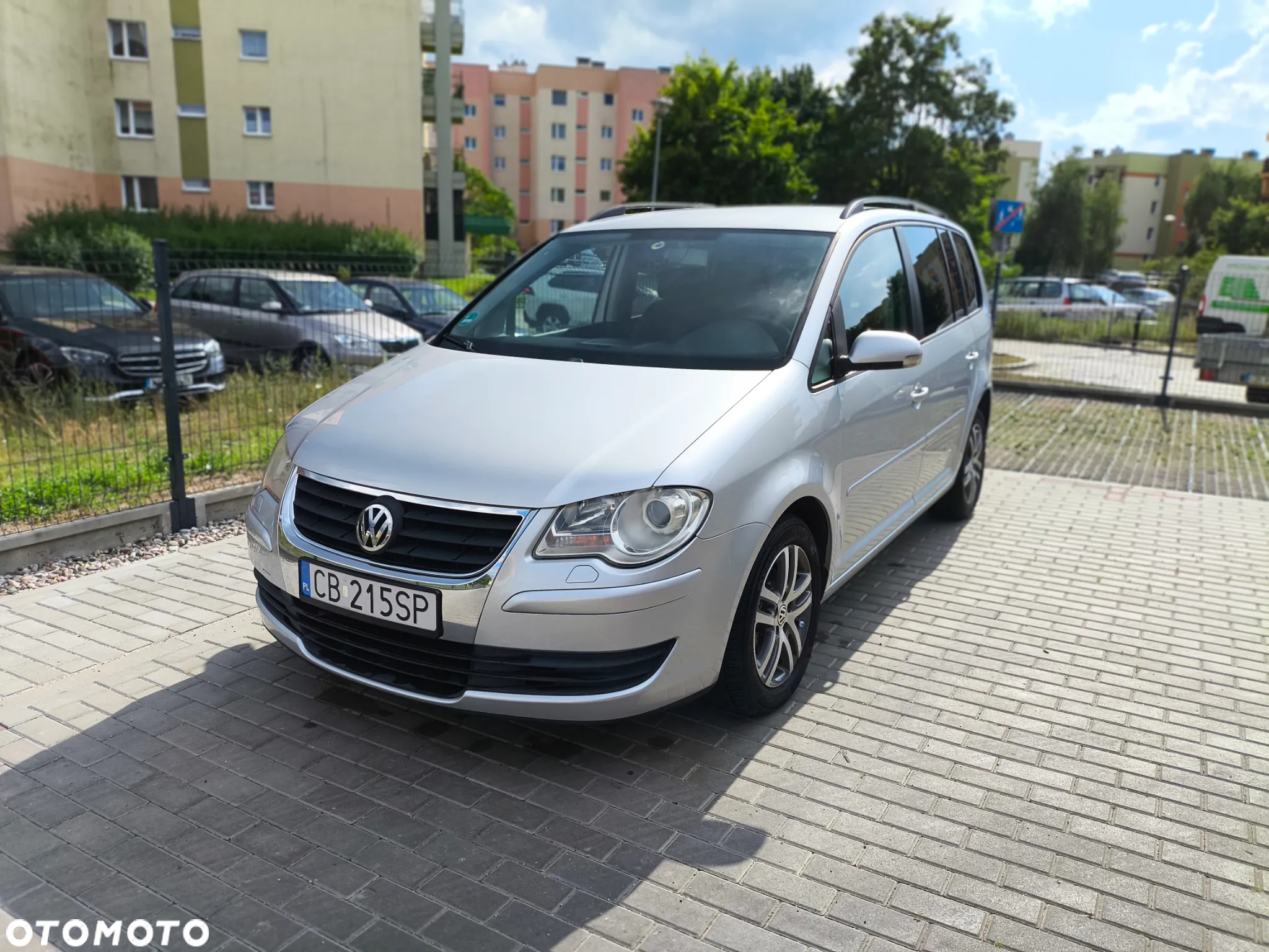 Volkswagen Touran 1.6 - 2