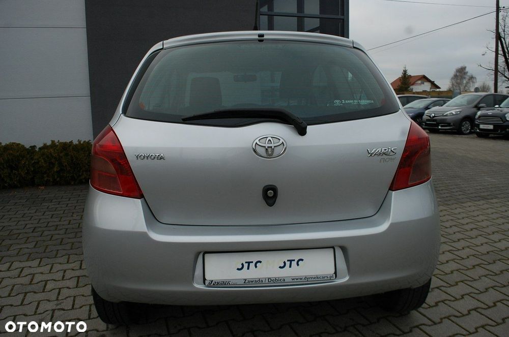 Toyota Yaris - 17