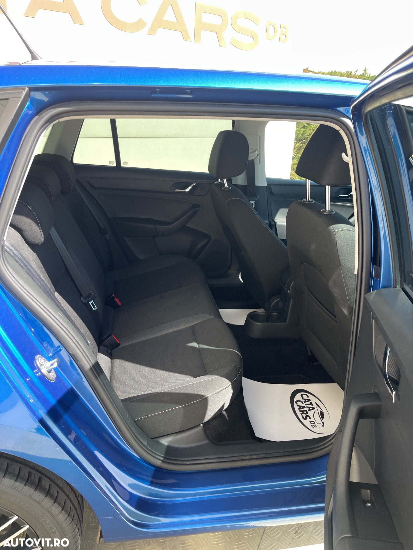 Skoda RAPID 1.6 TDI DSG Ambition - 25