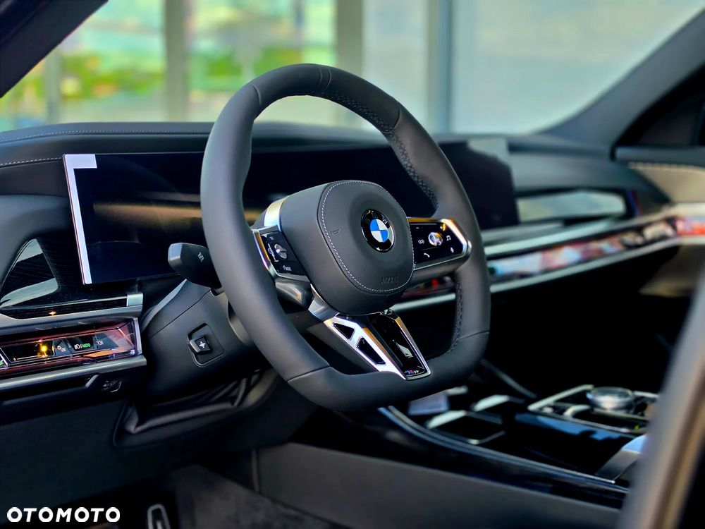 BMW Seria 7 740d xDrive mHEV sport - 21