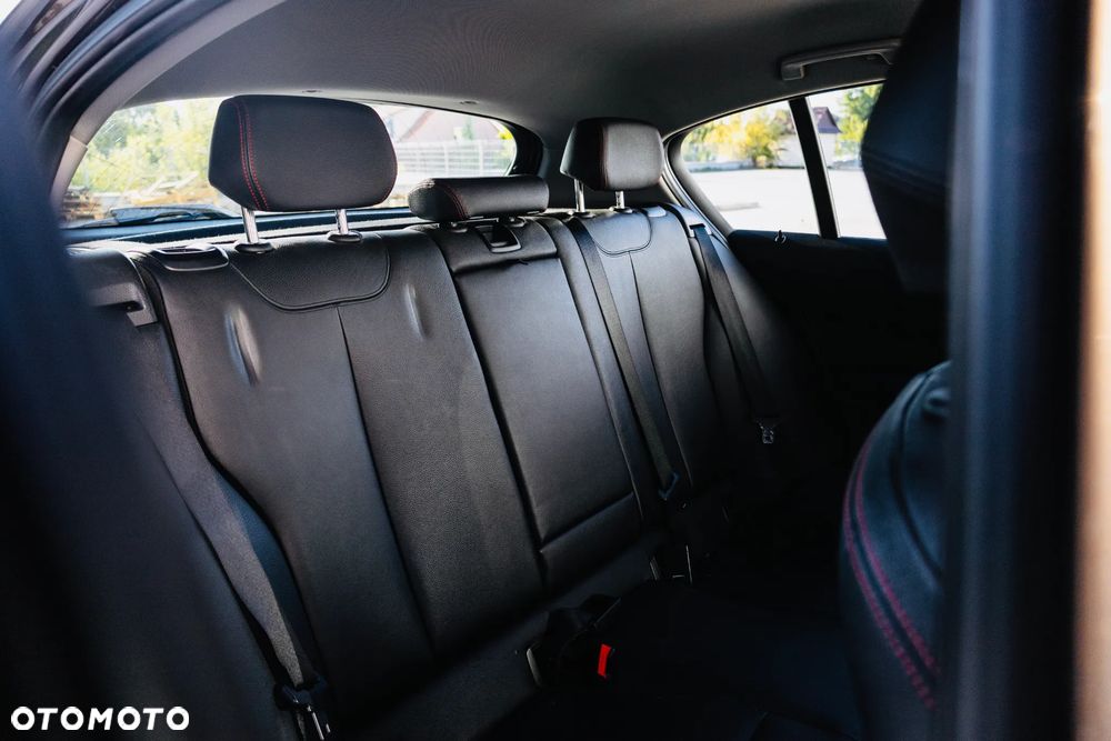 BMW Seria 1 118d - 10