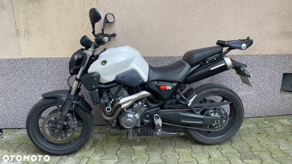 Yamaha MT - 2