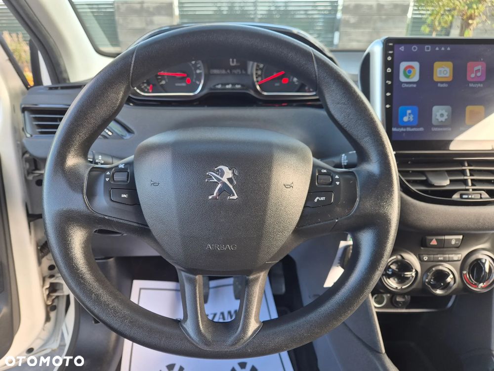 Peugeot 208 - 27