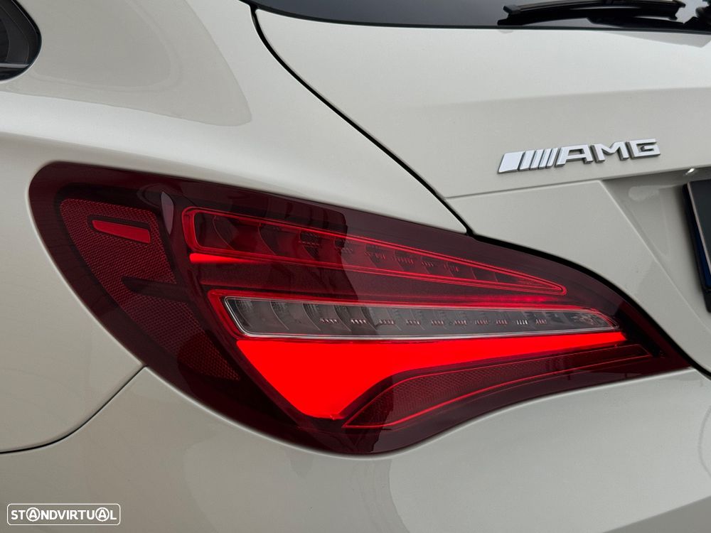 Mercedes-Benz CLA 45 AMG Shooting Brake 4-Matic - 16