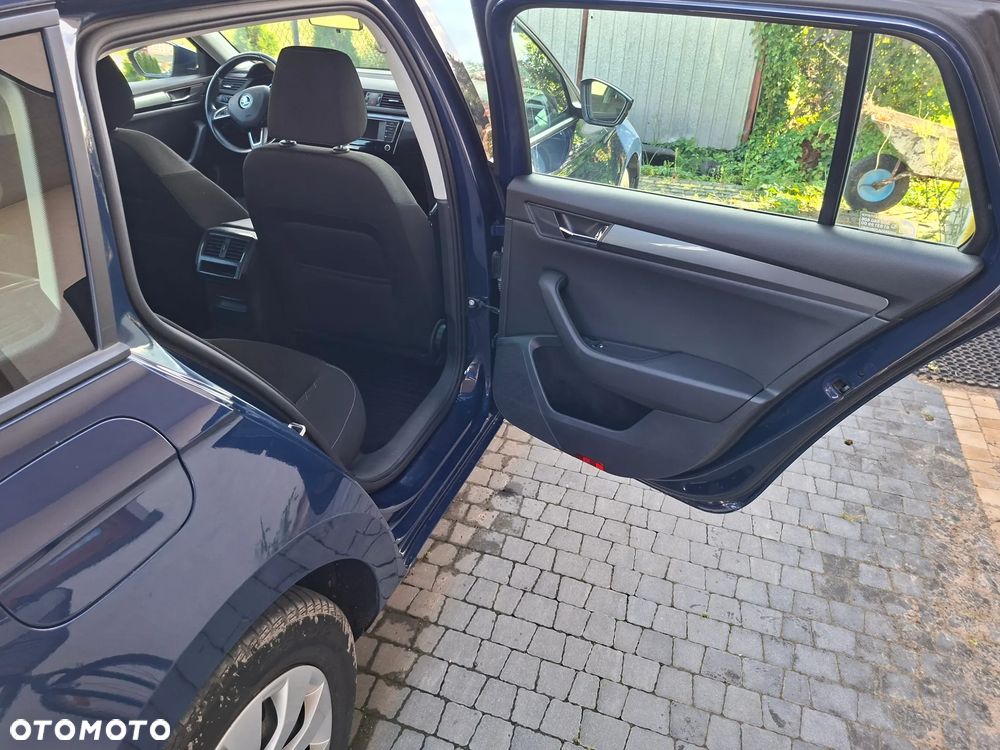 Skoda Superb 1.6 TDI Ambition - 12