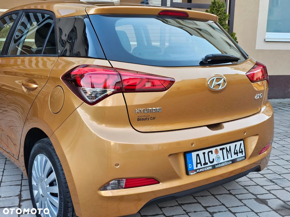 Hyundai i20 1.2 YES Gold - 35