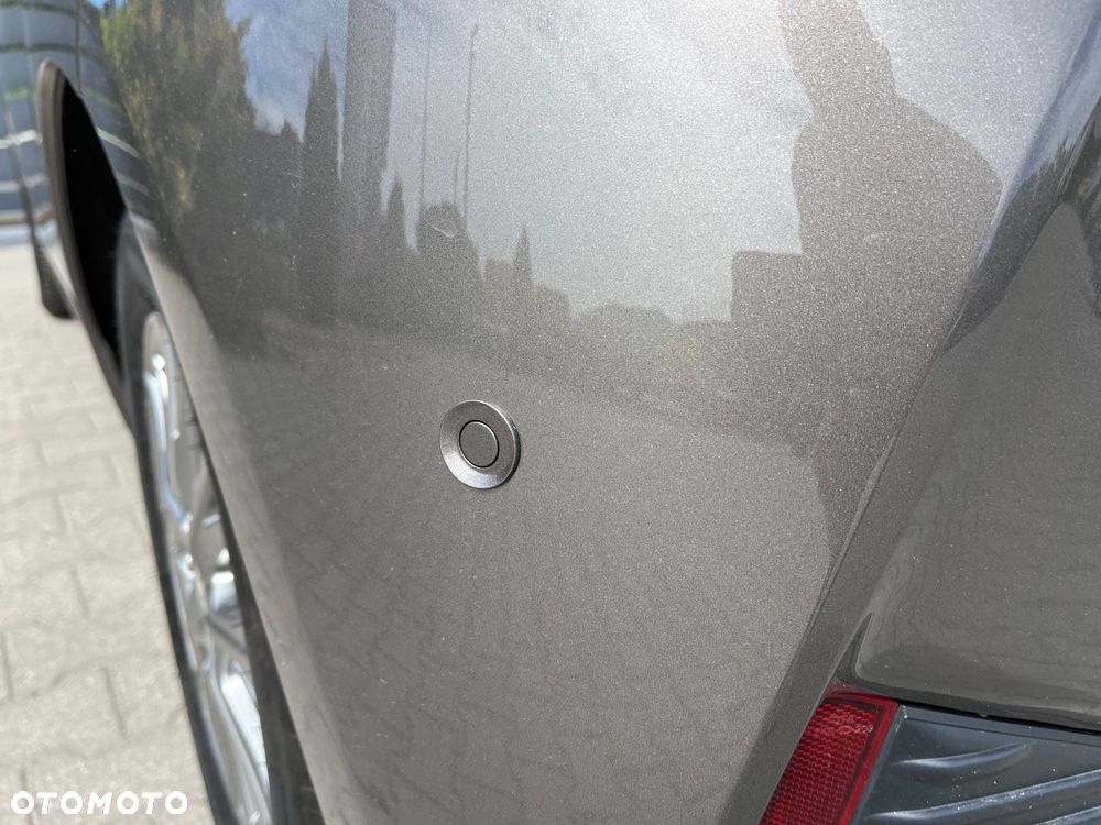 Toyota Yaris 1.5 Premium - 14