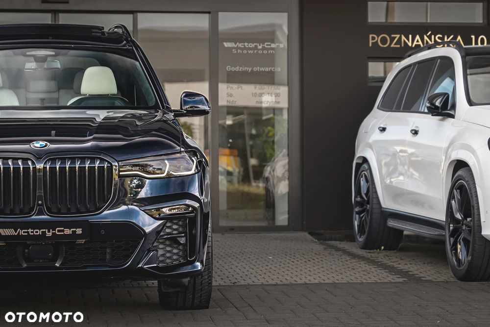 BMW X7 M50i sport - 9