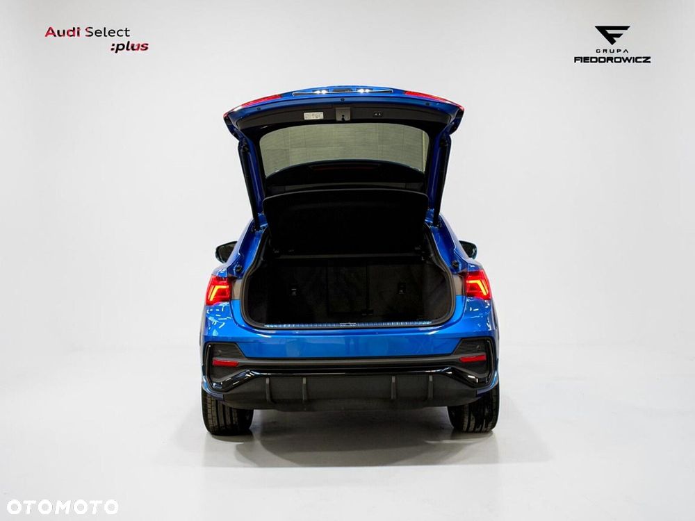 Audi Q3 Sportback - 12