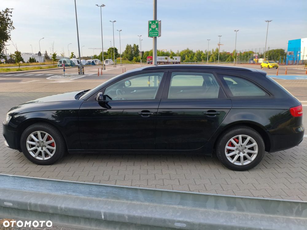 Audi A4 Avant - 9