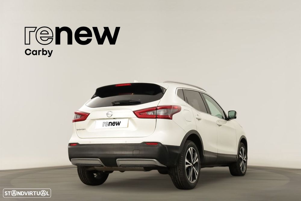 Nissan Qashqai 1.3 DIG-T N-Connecta J18 - 3