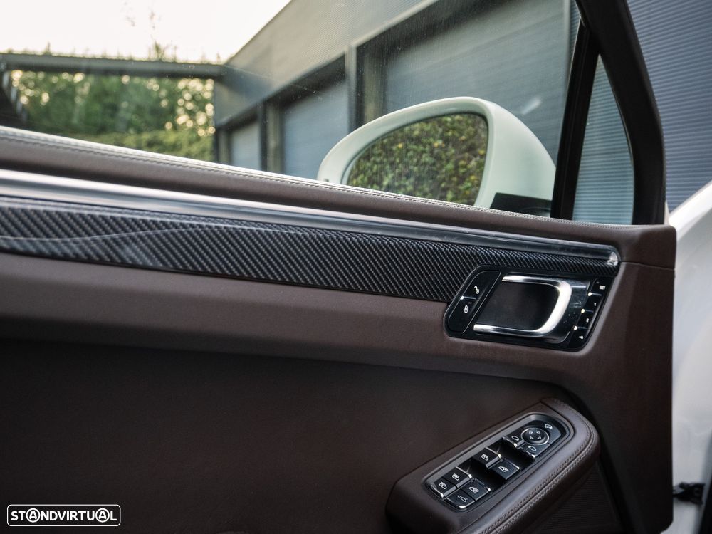 Porsche Macan GTS - 28