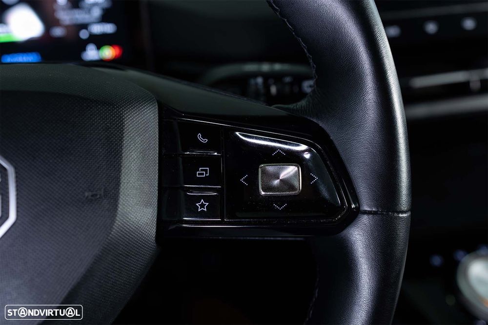 MG MG4 64 kWh Luxury - 25