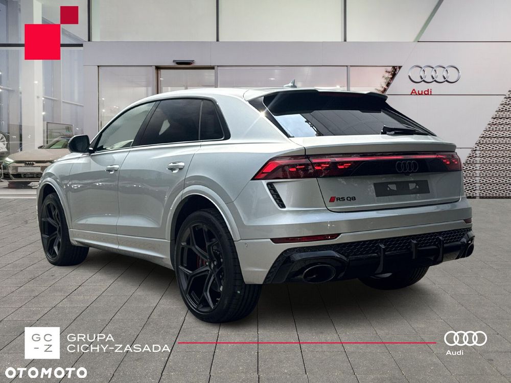 Audi RS Q8 - 3
