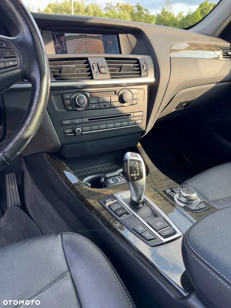 BMW X3 xDrive28i - 17