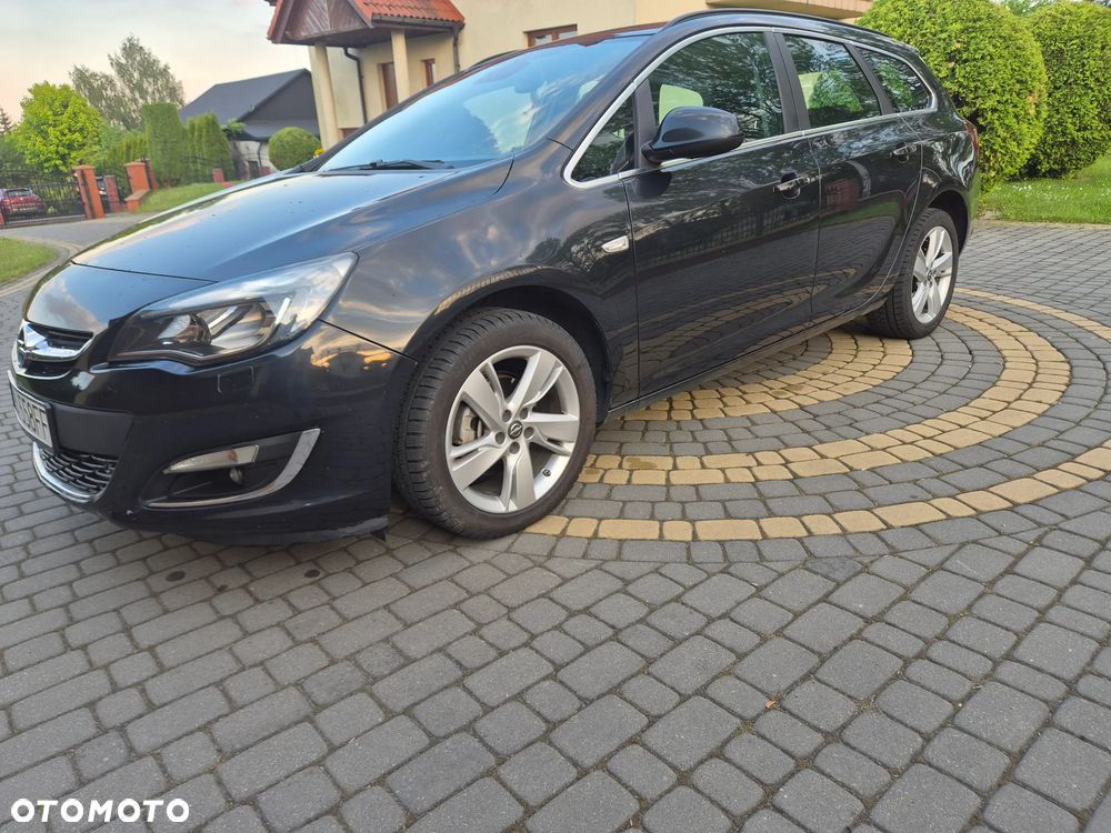 Opel Astra 1.4 T Sport S&S - 9