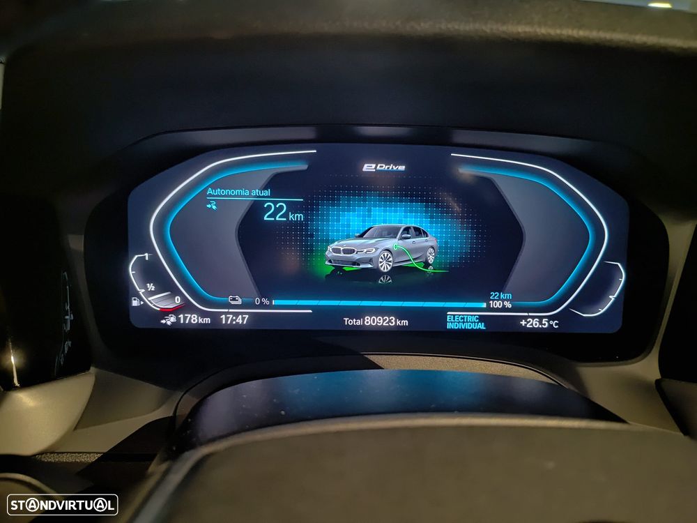 BMW 330 e Corporate Edition Auto - 28