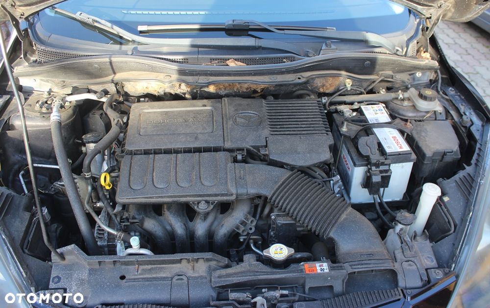 Mazda 2 - 16