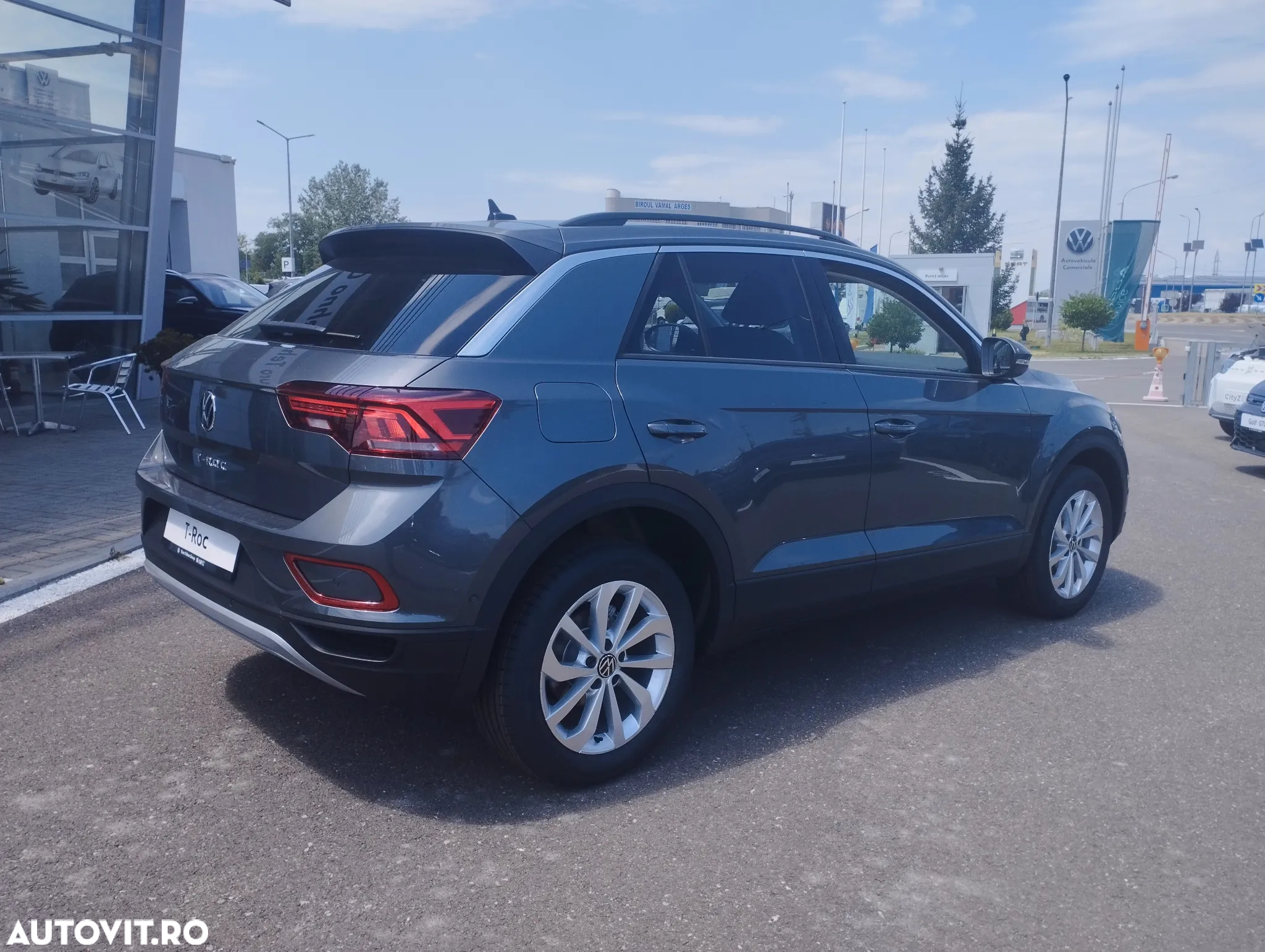 Volkswagen T-ROC 1.5 TSI DSG Life - 7