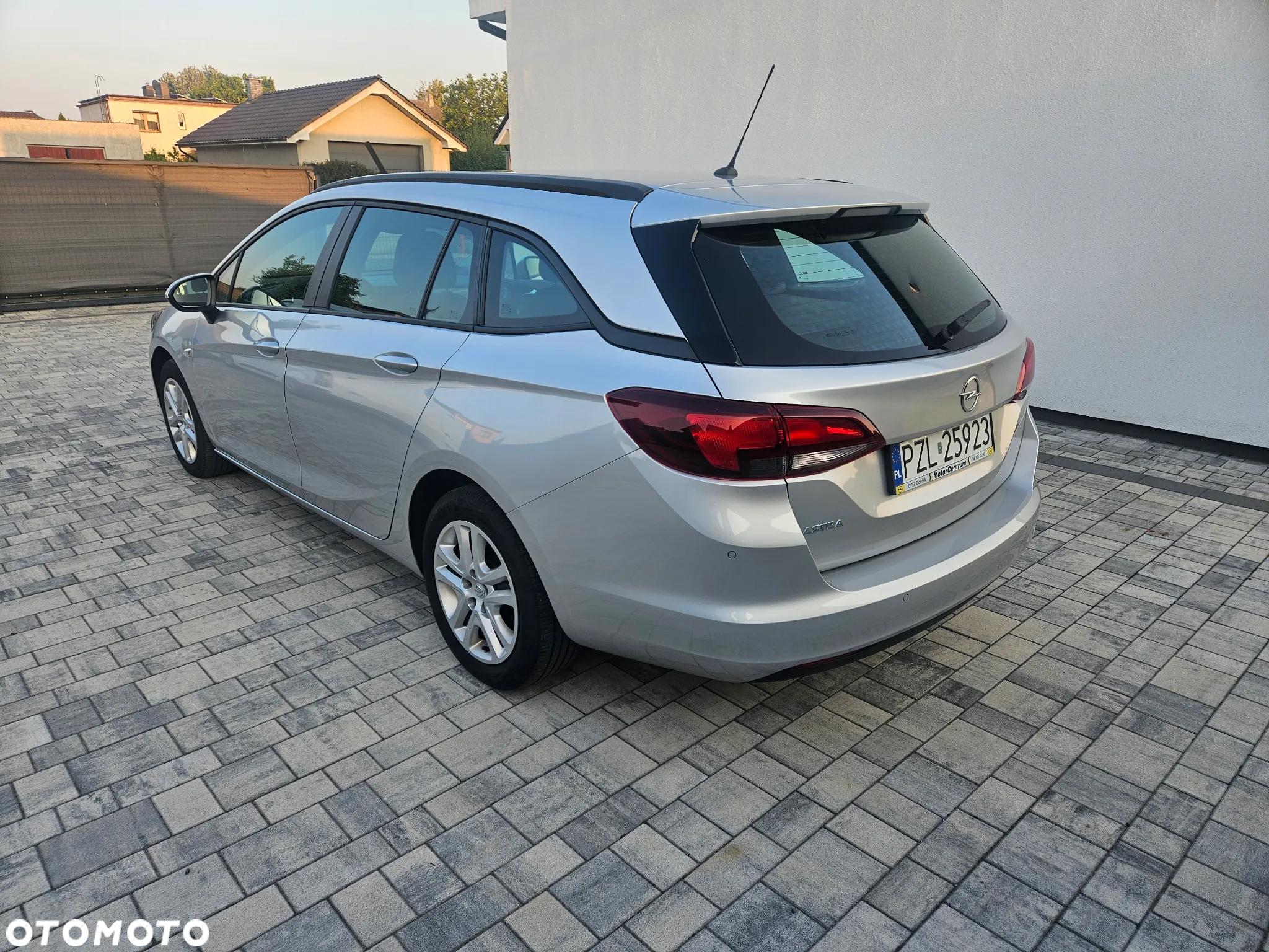 Opel Astra V 1.5 CDTI Edition S&S - 4