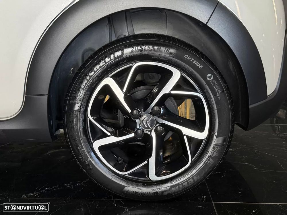 Citroën C3 1.2 PureTech Shine - 11