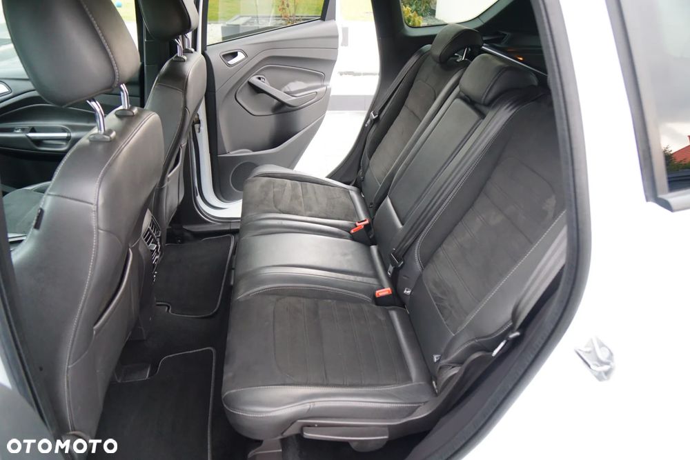 Ford Kuga 2.0 TDCi AWD ST-Line - 29