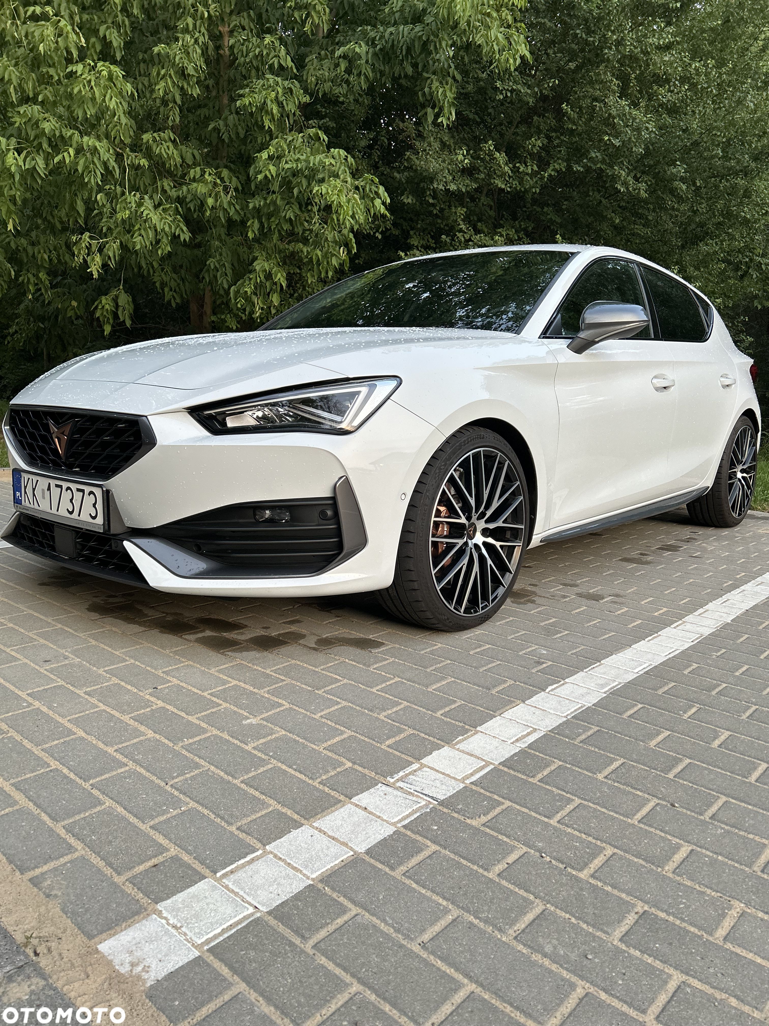 Cupra Leon 2.0 TSI VZ Cup DSG - 1